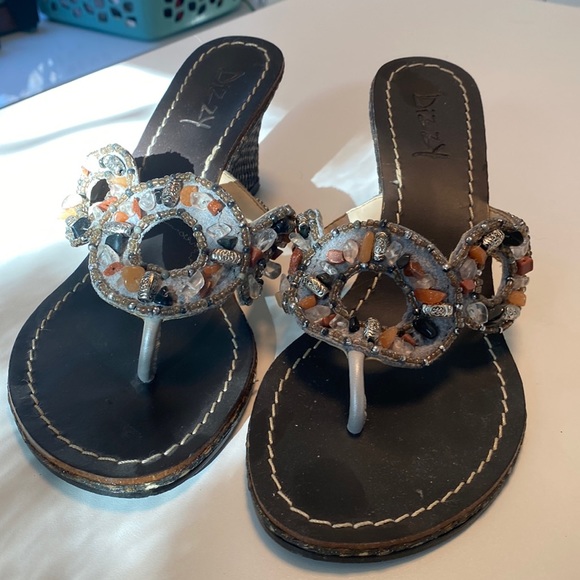 Barely worn wedge sandals! - Picture 1 of 6